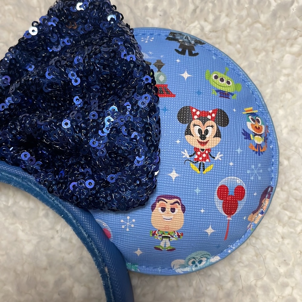 Minnie Mouse Disney Loungefly Headband - Picture 5 of 7
